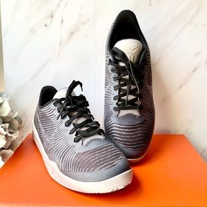 Kobe Mentality 2 GS “Cool Grey” 820322-005 6Y